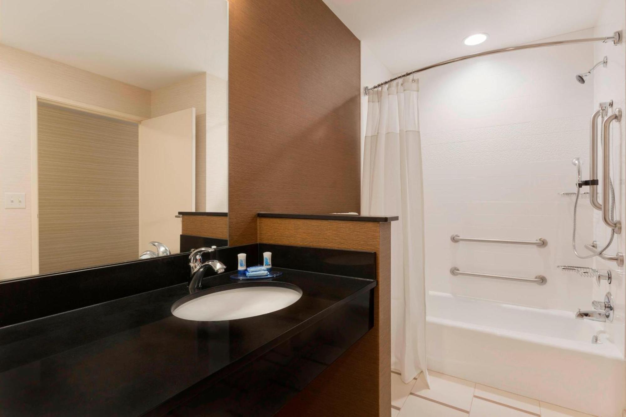 Fairfield Inn & Suites By Marriott Pittsburgh Airport/Robinson Township Luaran gambar